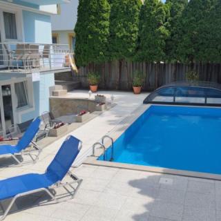 Blue Mediterran Apartmanház, 8 apartman 16 férőhely