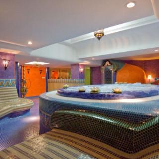 Anikó Apartman, 13 szoba 35 férőhely