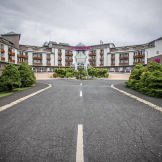 Lotus Therme Hotel Spa, 232 szoba 445 férőhely