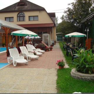 Gémes Vendégház, 17 szoba 60 férőhely