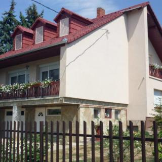 Irénke Vendégház, 5 szoba 10 férőhely