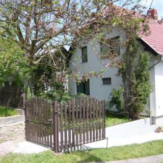 Andrea Apartman, 1 apartman 6 férőhely