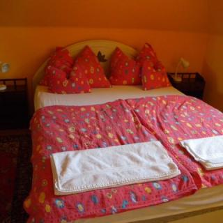 Leander Apartman, 2 apartman 4 férőhely