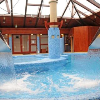 Hotel Monopoly, 28 szoba 70 férőhely