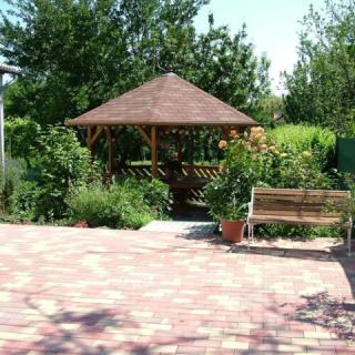 Gabriella Apartmanház, 5 apartman 18 férőhely