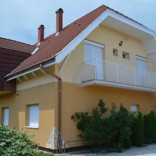 Farkas Apartmanok, 3 apartman 12 férőhely
