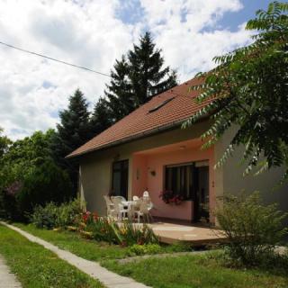 Szépvölgyi Vendégház, 3 apartman 7 férőhely