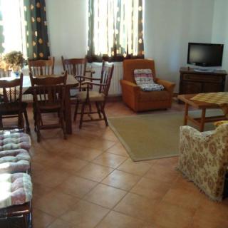 GI Vendégház, 6 szoba 12 férőhely