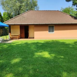 Péhl Apartman, 3 apartman 12 férőhely