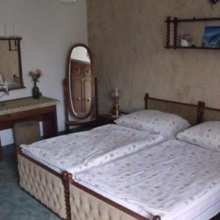 Ibolya Apartman, 2 apartman 5 férőhely