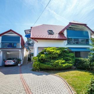 Strand Szállás Bartók Villa, 4 szoba 10 férőhely