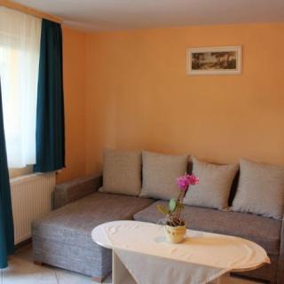 Csernai Villa, 6 apartman 16 férőhely