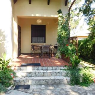 Liget Nyaralóház, 4 szoba 8 férőhely