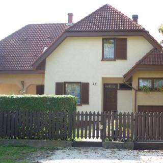 Erzsébet Apartmanház, 1 apartman 7 férőhely