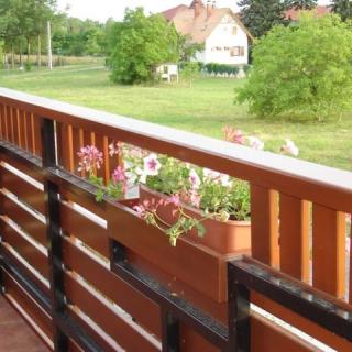 Roland Apartman, 4 apartman 8 férőhely