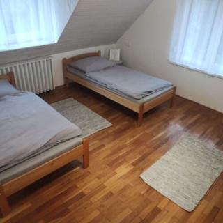 Alsóörsi Pihenőház, 4 szoba 8 férőhely