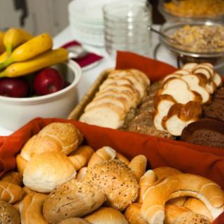 Hotel Jade, 13 szoba 32 férőhely