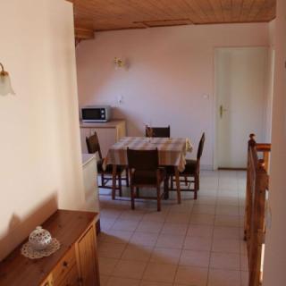 Éva Apartman, 1 apartman 6 férőhely