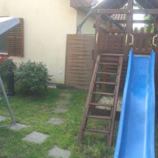 Ametiszt Apartmanház, 5 szoba 16 férőhely