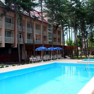 Hotel Korona, 50 szoba 150 férőhely