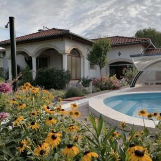 Nefelejcs Apartman, 1 apartman 5 férőhely