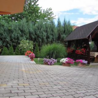 Szécsényi Apartman, 3 apartman 10 férőhely