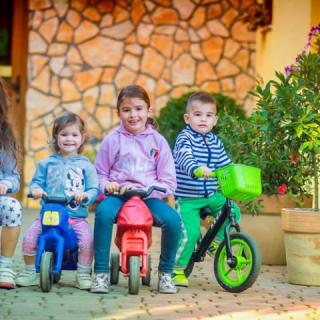 Hotel Mayer, 28 szoba 64 férőhely