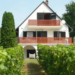 Judit Vendégház, 4 szoba 8 férőhely