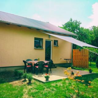 Lukács Vendégház, 1 apartman 2 férőhely