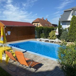 Sárga-Kék ház, 3 apartman 12 férőhely