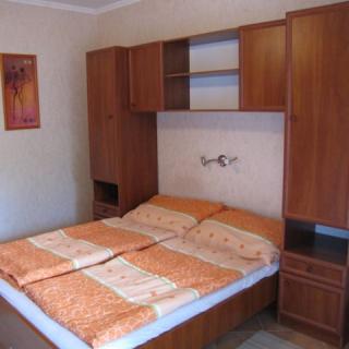 Sulák Apartmanház, 5 apartman 16 férőhely