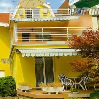 Villa Oázis, 4 apartman 10 férőhely