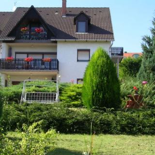 Balázs Apartman, 4 apartman 14 férőhely