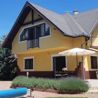 Schieszl Apartments 1, 4 apartman 20 férőhely