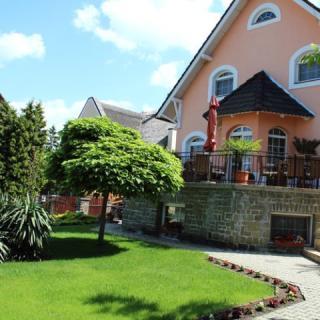 Barackvirág Vendégház, 5 szoba 12 férőhely