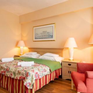 Hotel FIT, 50 szoba 100 férőhely