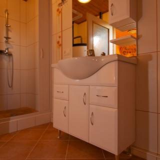 Bringatanya, 5 szoba 15 férőhely