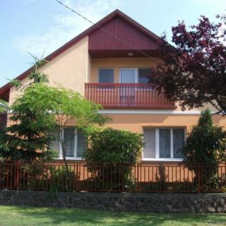 Klára Apartmanok, 2 apartman 12 férőhely