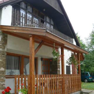 Hőbér Apartman, 3 apartman 13 férőhely