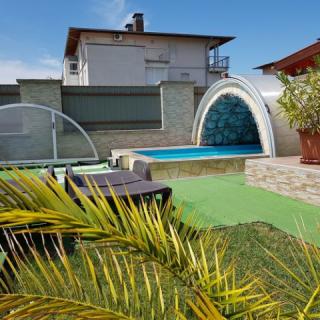 Napsugár Resort, 5 apartman 14 férőhely