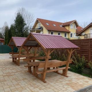 Molnár Apartman, 13 apartman 49 férőhely