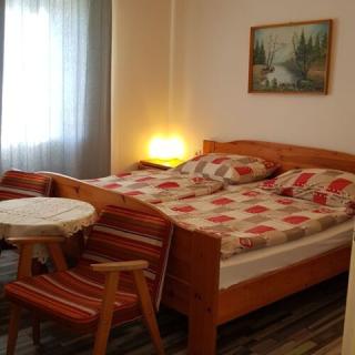 Dobó Nyaralóház, 2 szoba 4 férőhely