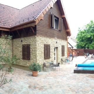 Villa Smeraldo, 3 apartman 15 férőhely