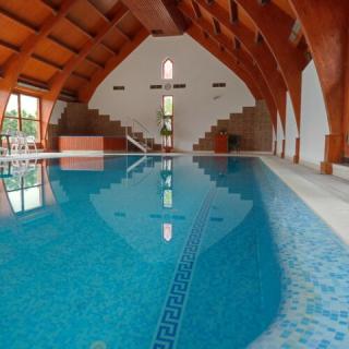 Ágnes Hotel, 33 szoba 66 férőhely