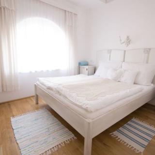 Bacchus Apartman Borbarlang Vinotéka, 5 apartman 16 férőhely