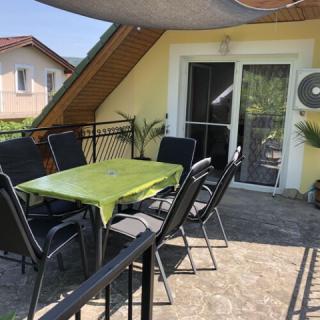 Pere Apartman, 3 apartman 8 férőhely