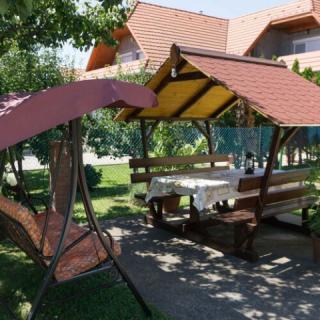 Muskátli Apartman, 1 apartman 6 férőhely