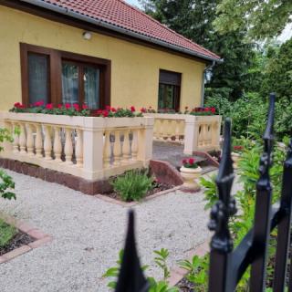 Muskátlis Ház, 5 apartman 13 férőhely