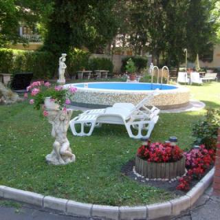 Balaton Panzió, 14 szoba 40 férőhely