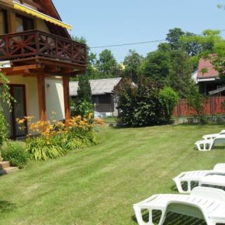 Steiner Villa, 3 apartman 14 férőhely